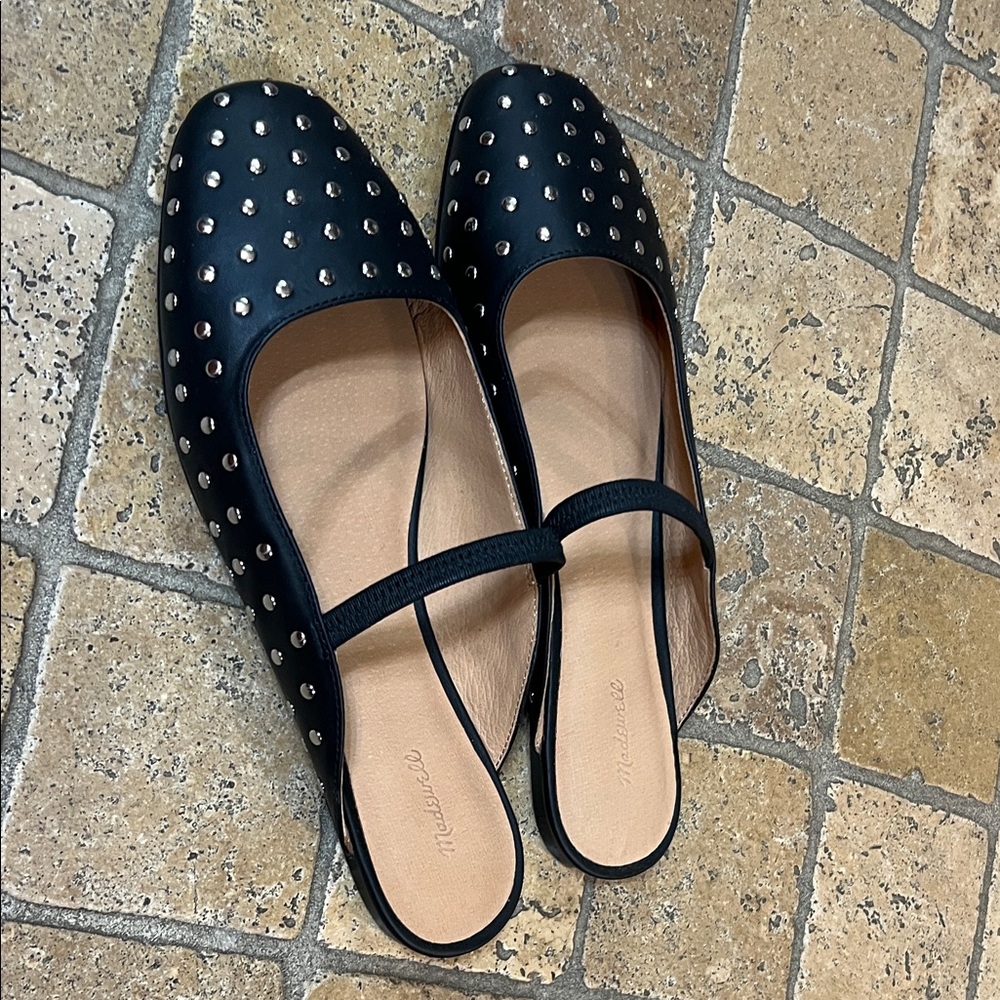 Madewell Black Studded Flats new in box - Picture 3 of 4